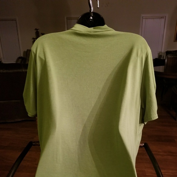 Top - Picture 2 of 3